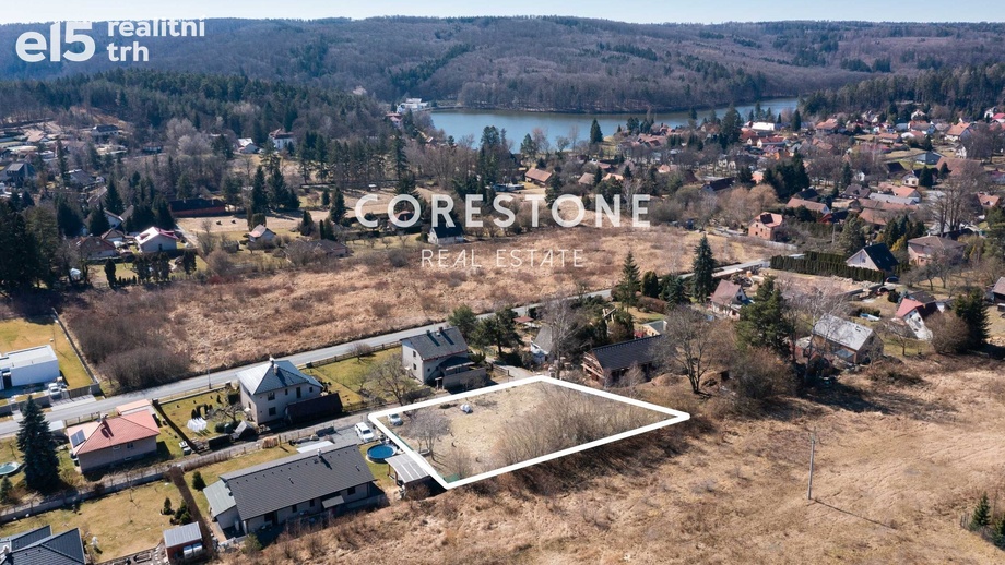Prodej stavebního pozemku 1 096 m², Jevany