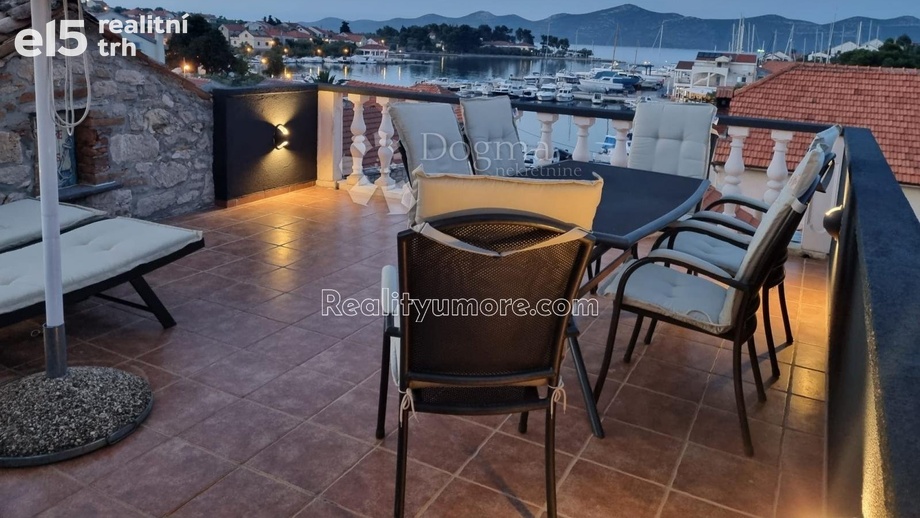 Prodej rodinné domy, 94 m² - Veli Iž
