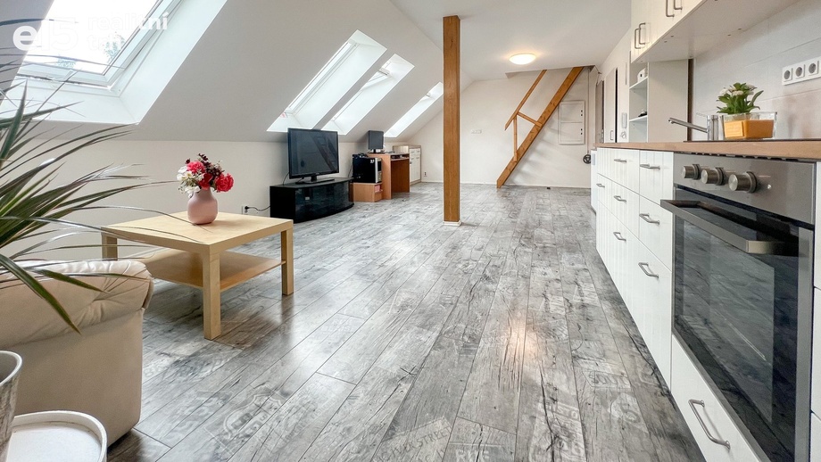 Prodej rodinné domy, 349 m² - Ořechov