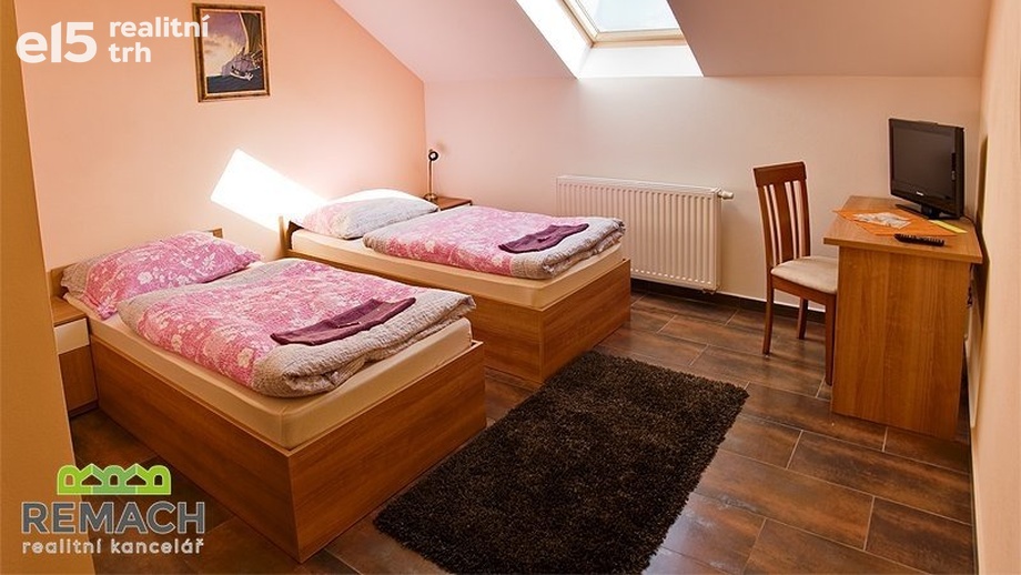 Pronájem byty 1+kk, 20 m² - Staré Město