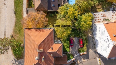 Prodej stavebního pozemku 235 m², Praha