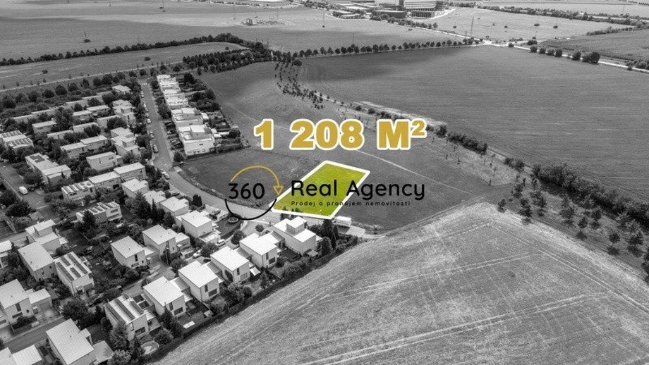 Prodej stavebního pozemku 1 208 m², Zeleneč