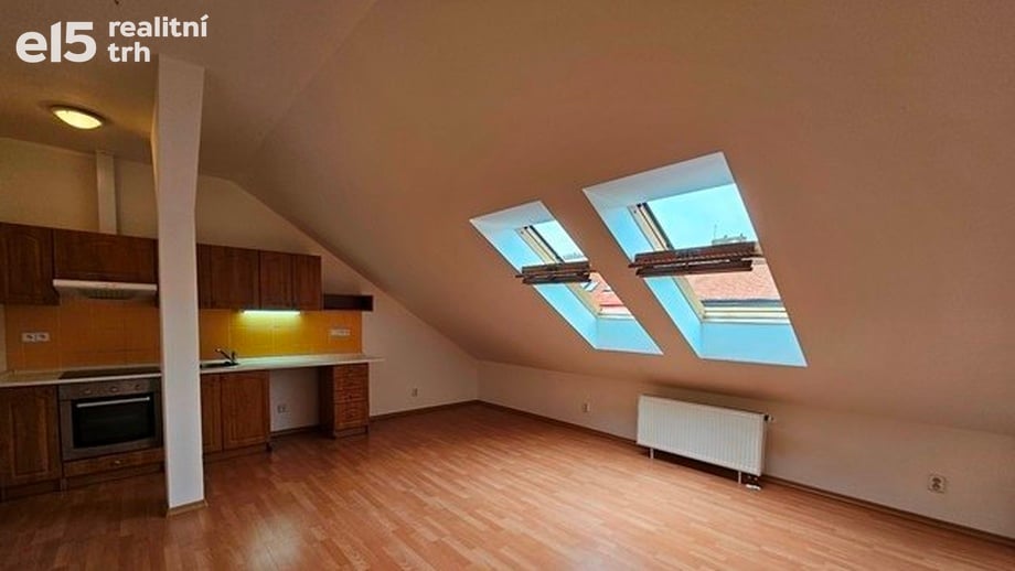 Prodej byty 3+kk, 74 m² - Praha - Žižkov