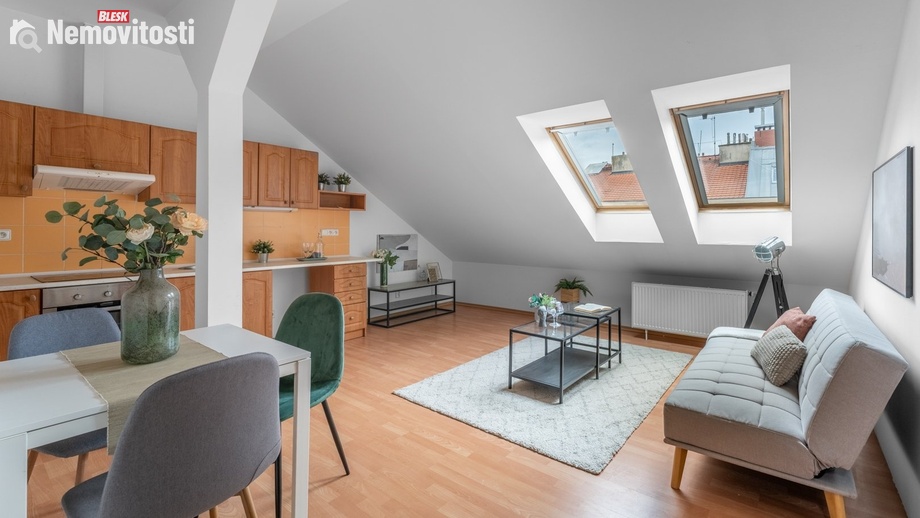 Prodej bytu 3+kk 74 m², Praha - Žižkov