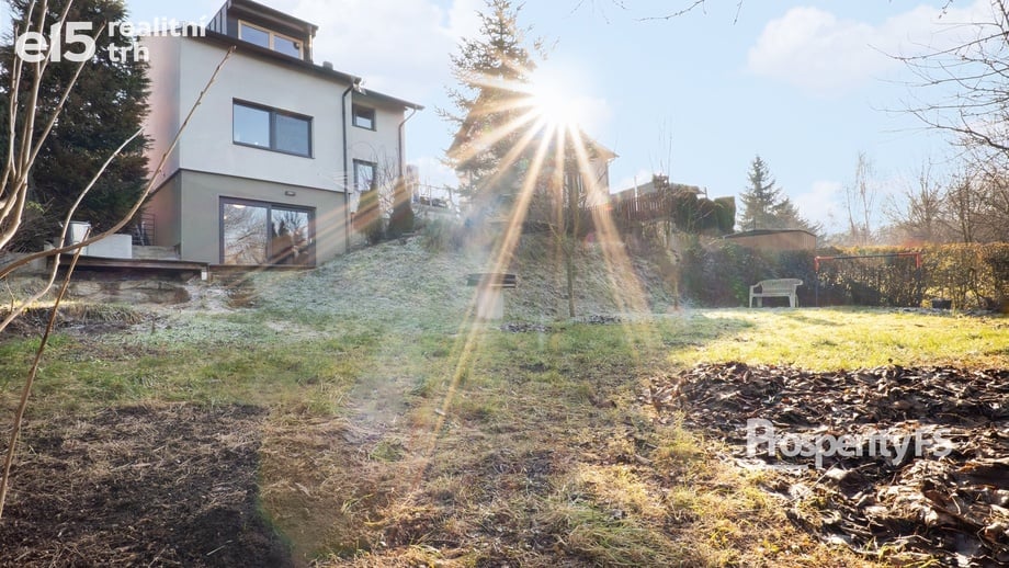 Prodej rodinné domy, 141 m² - Veleň