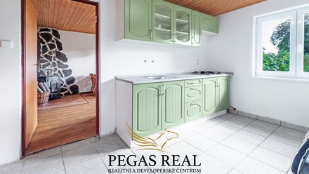 Prodej zahrady 1 212 m², Obora