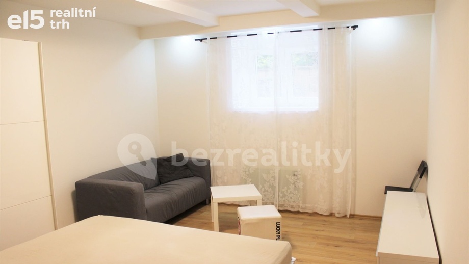 Prodej byty 1+kk, 29 m² - Praha - Nusle