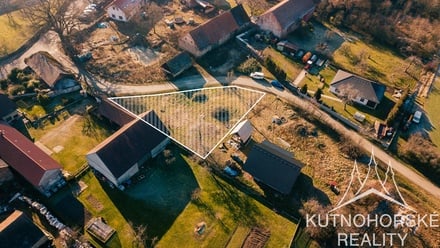 Prodej stavebního pozemku 823 m², Černíny - Bahno