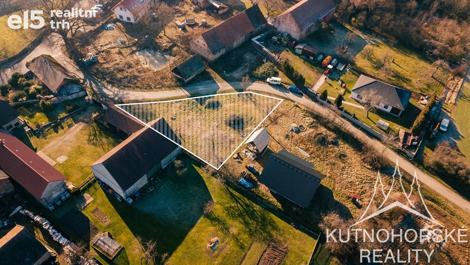 Prodej stavebního pozemku 823 m², Černíny - Bahno