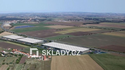 Pronájem skladu 4 612 m², Syrovice