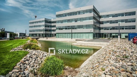 Pronájem skladu 3 000 m², Brno