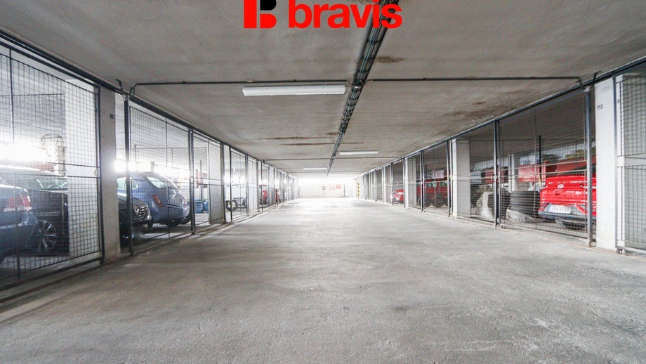 Prodej garážové stání, 13 m² - Brno - Královo Pole
