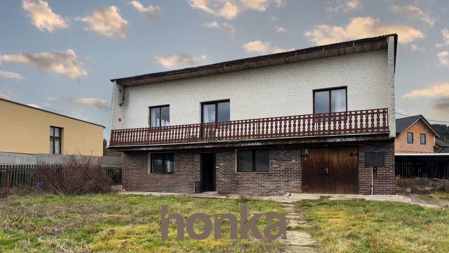 Prodej rodinného domu 193 m², Běštín
