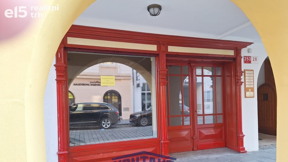 Pronájem obchodního prostoru 177 m², České Budějovice 1
