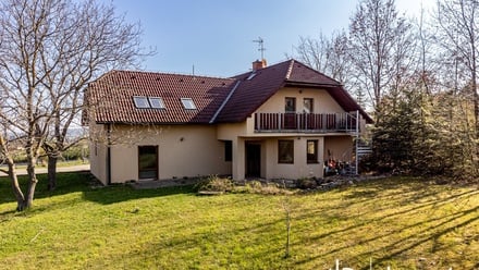 Prodej rodinného domu 259 m², Strančice - Všechromy