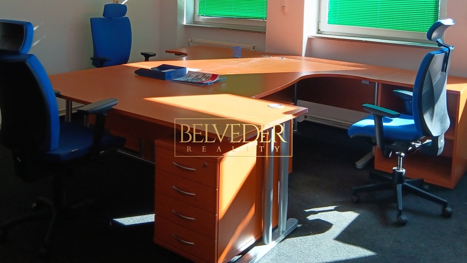 Pronájem kanceláře 26 m², Teplice - Trnovany