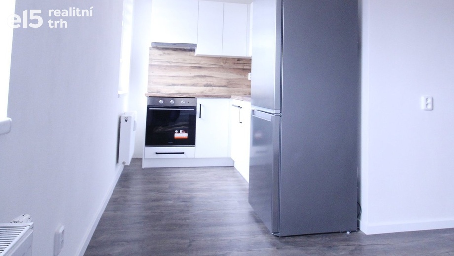 Pronájem byty 3+kk, 71 m² - Milovice - Mladá
