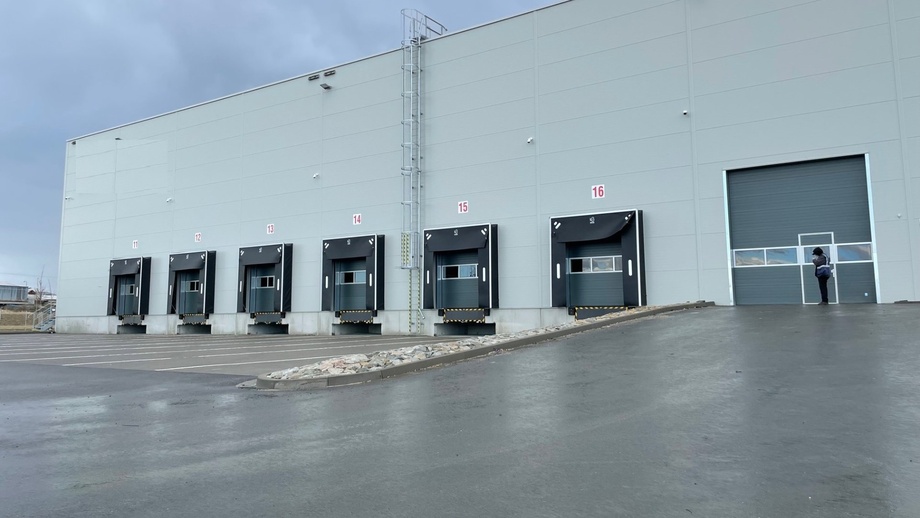 Pronájem skladu 939 m², Blučina