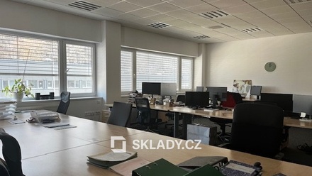 Pronájem kanceláře 175 m², Brno