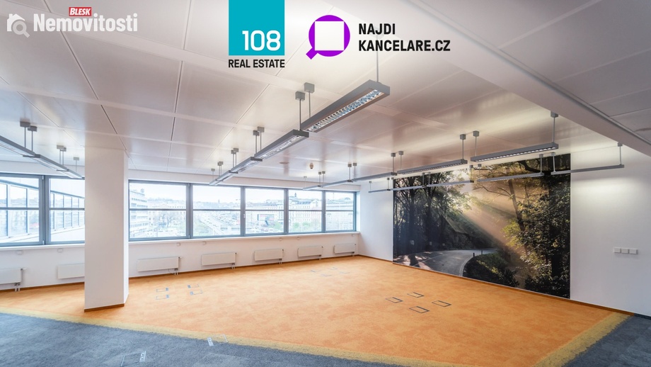 Pronájem kanceláře 574 m², Praha - Karlín