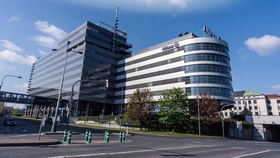 Pronájem kanceláře 1 300 m², Praha - Karlín