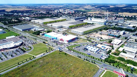 Pronájem skladu 15 000 m², Plzeň 3