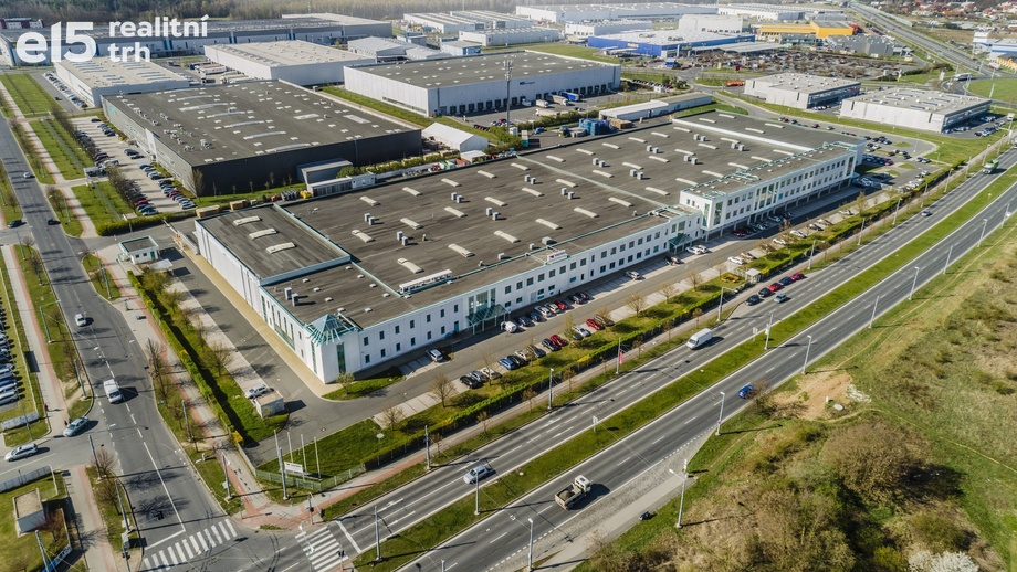 Pronájem skladu 10 000 m², Plzeň 3