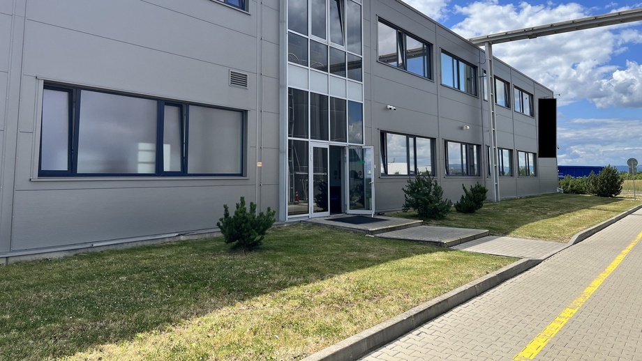 Pronájem sklady, 15 600 m² - Havraň