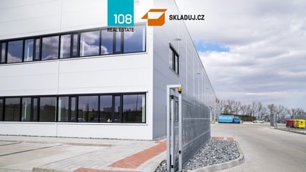 Pronájem skladu 14 000 m², Cerhovice