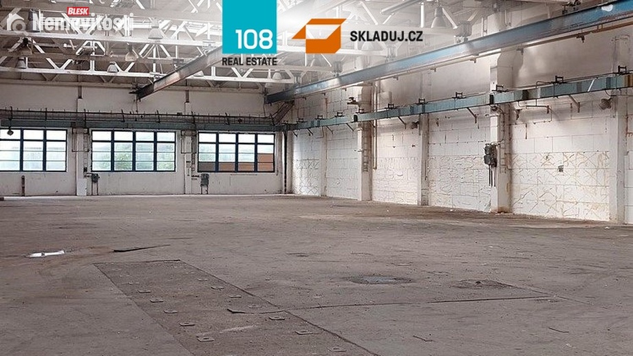 Pronájem skladu 4 300 m², Český Brod