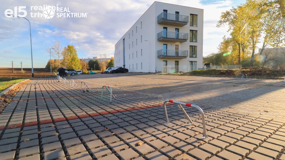 Prodej garážové stání, 13 m² - Vyškov - Dědice