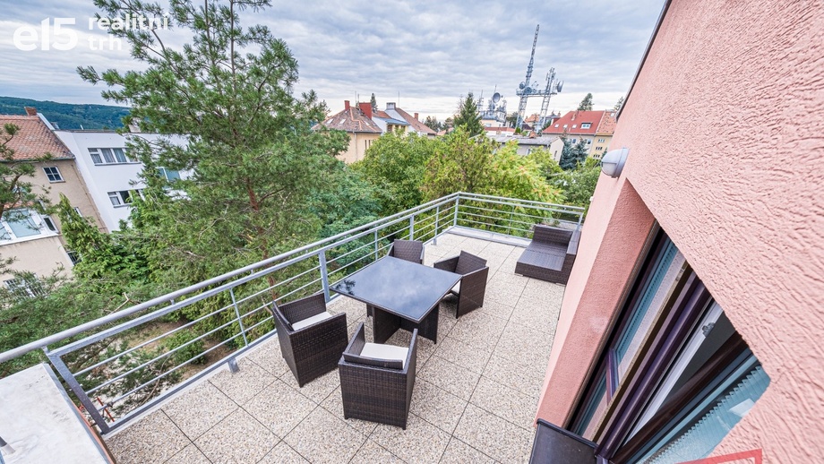 Pronájem byty 2+1, 85 m² - Brno - Stránice