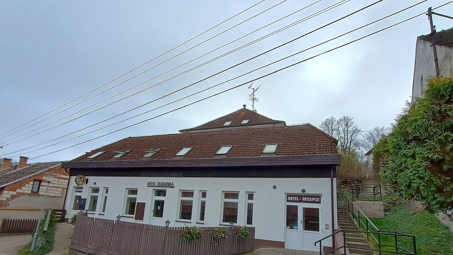 Prodej restaurace, 1 200 m² - Liblín