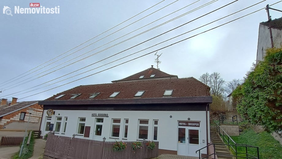 Prodej nemovitosti pro ubytování 1 200 m², Liblín