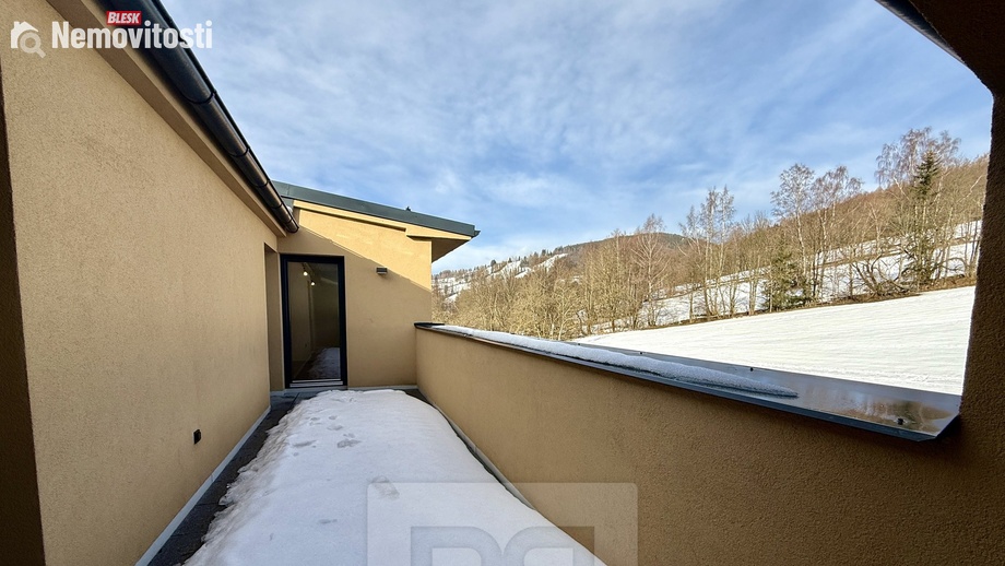 Prodej bytu 2+kk 47 m², Černý Důl