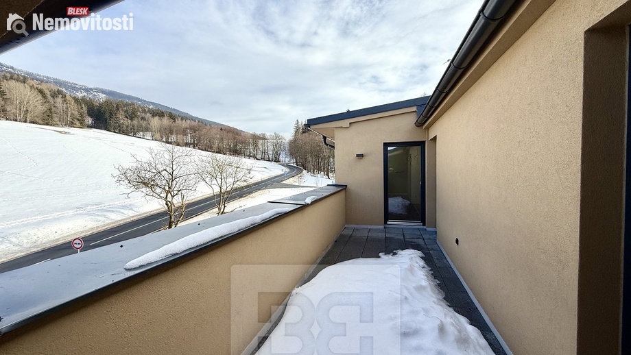 Prodej bytu 2+kk 61 m², Černý Důl