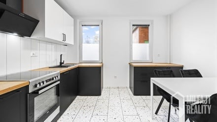 Pronájem bytu 4+1 101 m², Liberec XV-Starý Harcov