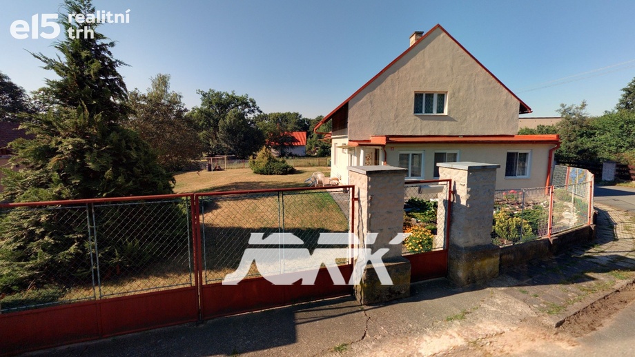 Prodej rodinného domu 80 m², Sezemice - Veská