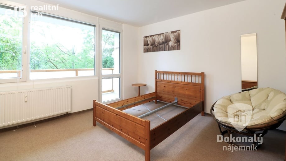 Pronájem byty 1+kk, 34 m² - Praha - Kamýk