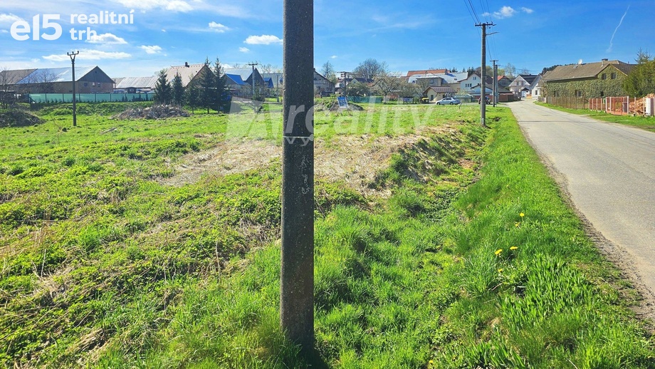 Prodej pozemky pro bydlení, 1 425 m² - Lhotka