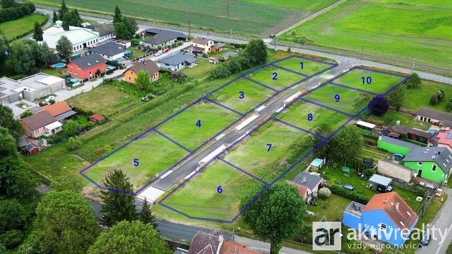 Prodej stavebního pozemku 720 m², Neratovice - Lobkovice