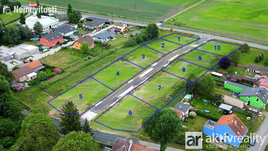 Prodej stavebního pozemku 720 m², Neratovice - Lobkovice