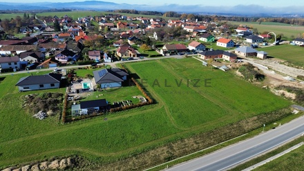 Prodej stavebního pozemku 2 274 m², Strážkovice