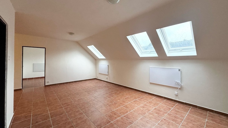 Pronájem byty 3+kk, 92 m² - Černošice