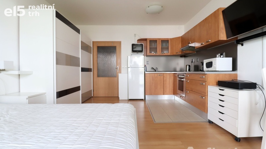 Prodej byty 1+kk, 26 m² - Praha - Vysočany