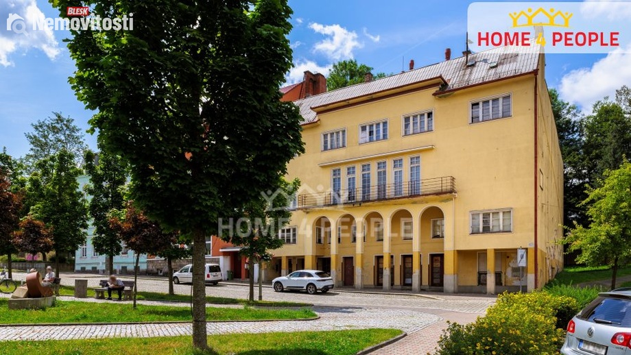 Pronájem rodinného domu 731 m², Aš