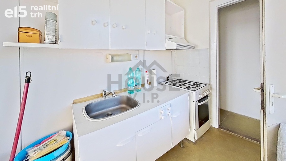Prodej byty 2+1, 47 m² - Praha - Braník