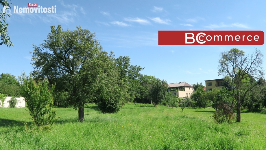 Prodej stavebního pozemku 887 m², Brno-Žebětín