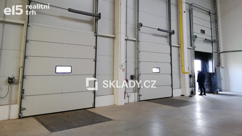Pronájem skladu 2 000 m², Rajhrad
