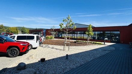 Pronájem obchodního prostoru 220 m², Lety